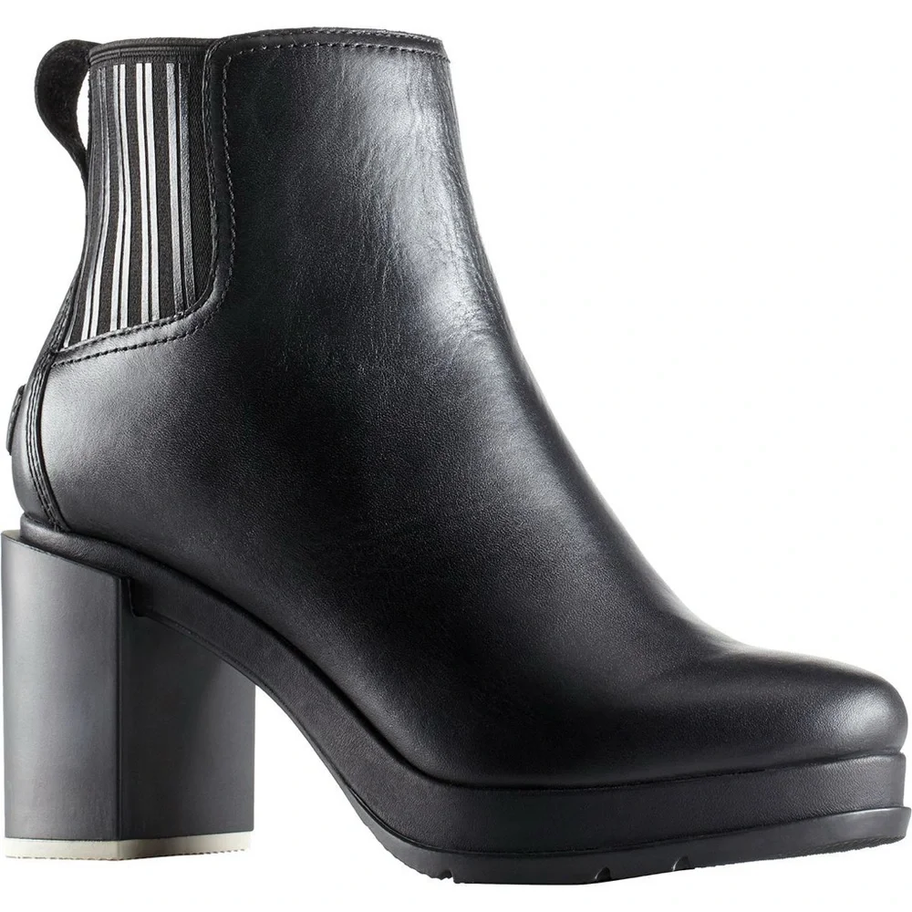 Sorel. Margo Chelsea Boot. Black. Size 6.5.